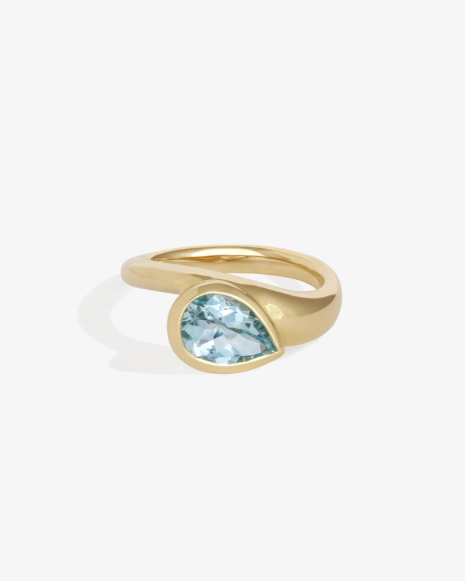 Grace Wide Ring Pear Aquamarine Solid Gold