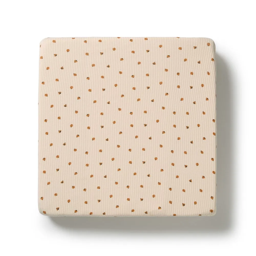 Safe Cot Sheet Buying Guide: What to Look For