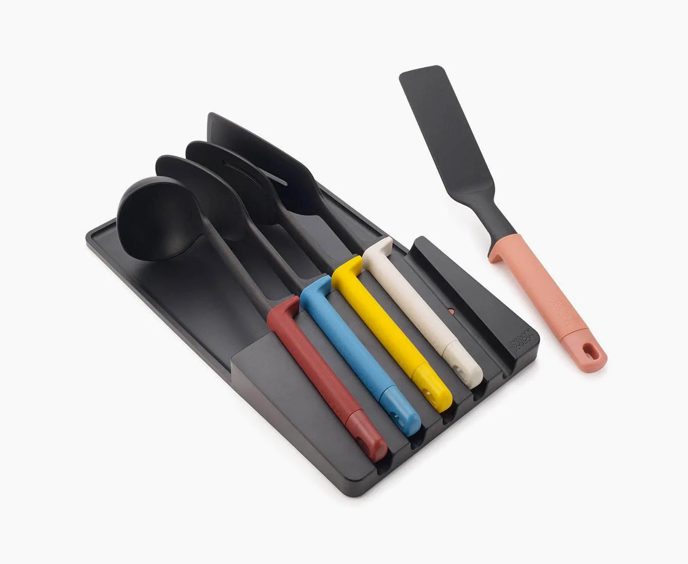 Maximizing Counter Space: The Benefits of Using a Compact Utensil Stand in Small Kitchens