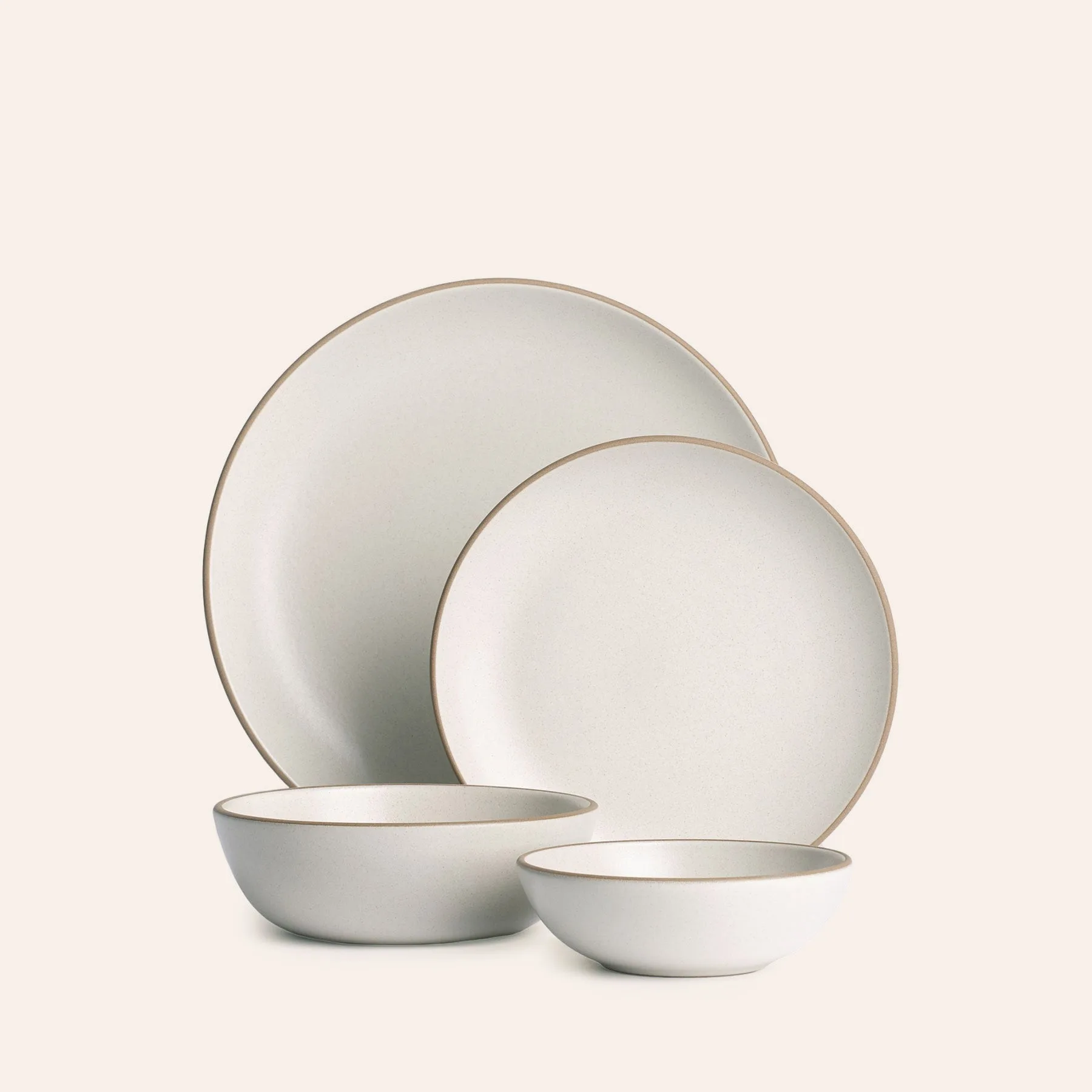 Vaisselle Sand ou Sea Mist : quelle palette vous correspond
