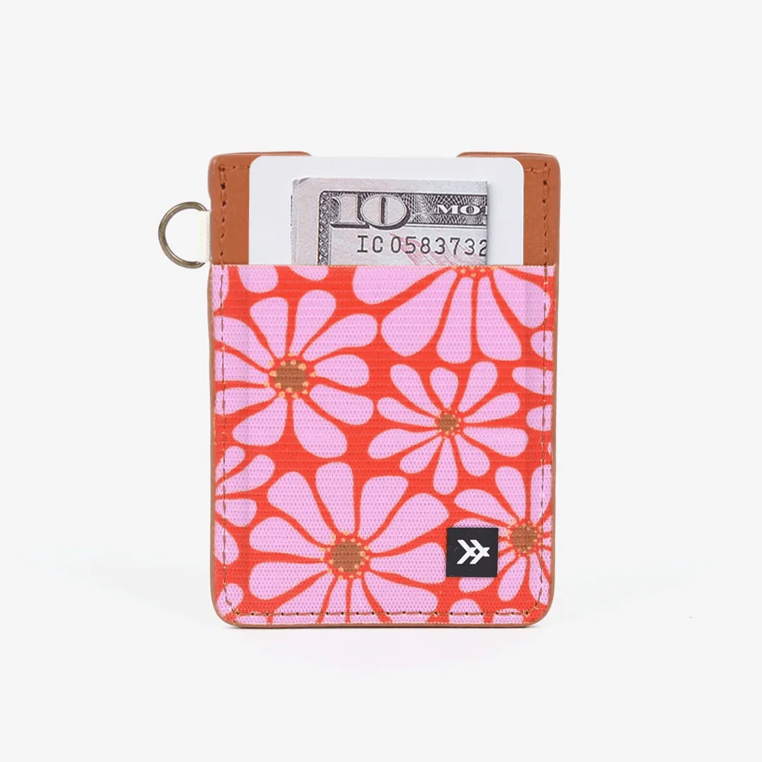 Bifold vs. Vertical Wallet: Which Slim Style Offers Better Card Access and Comfort?