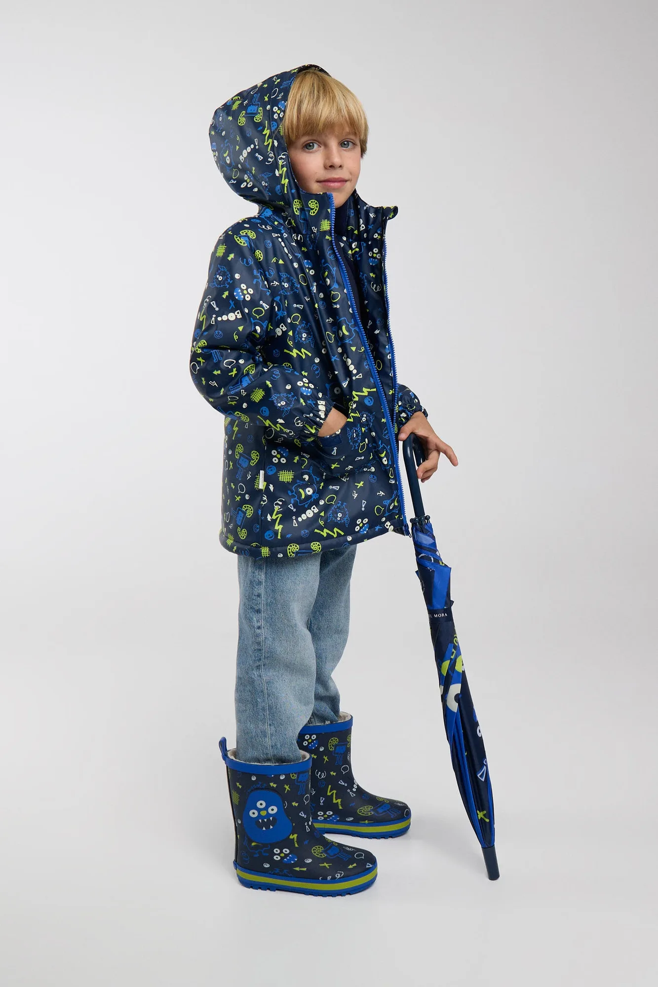Chubasquero niño forro polar estampado monstruos