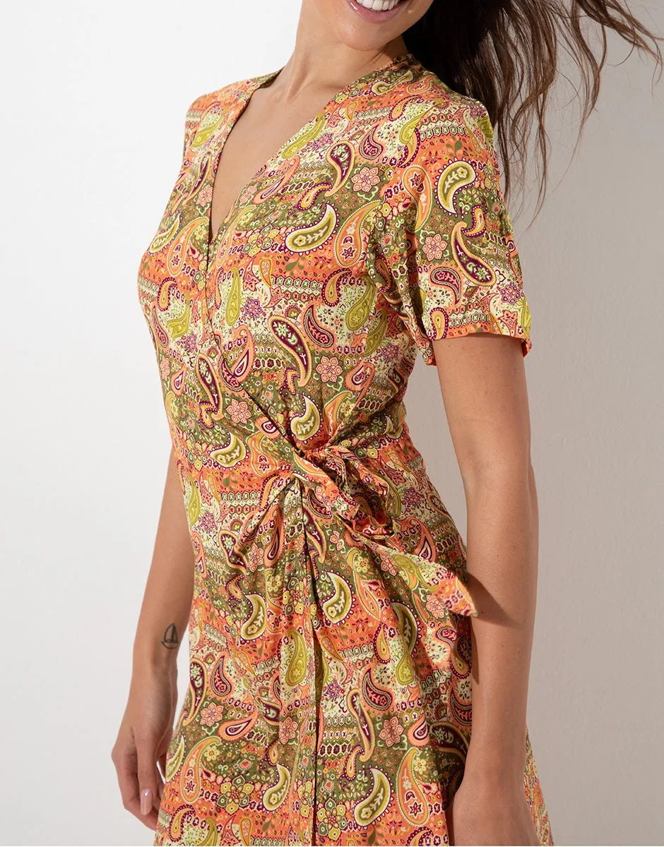Viscose Short Sleeve Dress: Fit and Pairing Guide
