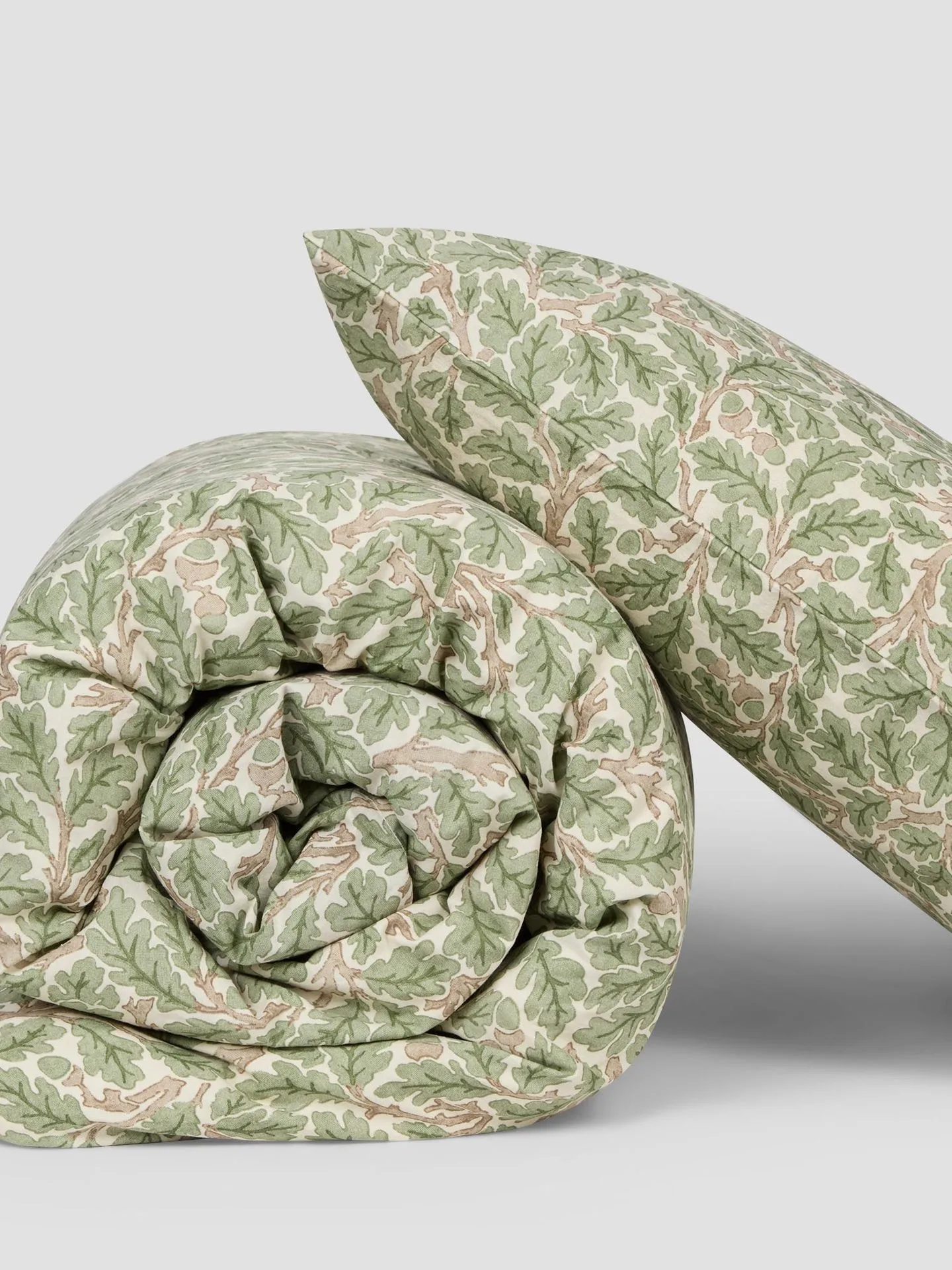 The Best Fabrics for Baby Bedding: Safety and Comfort