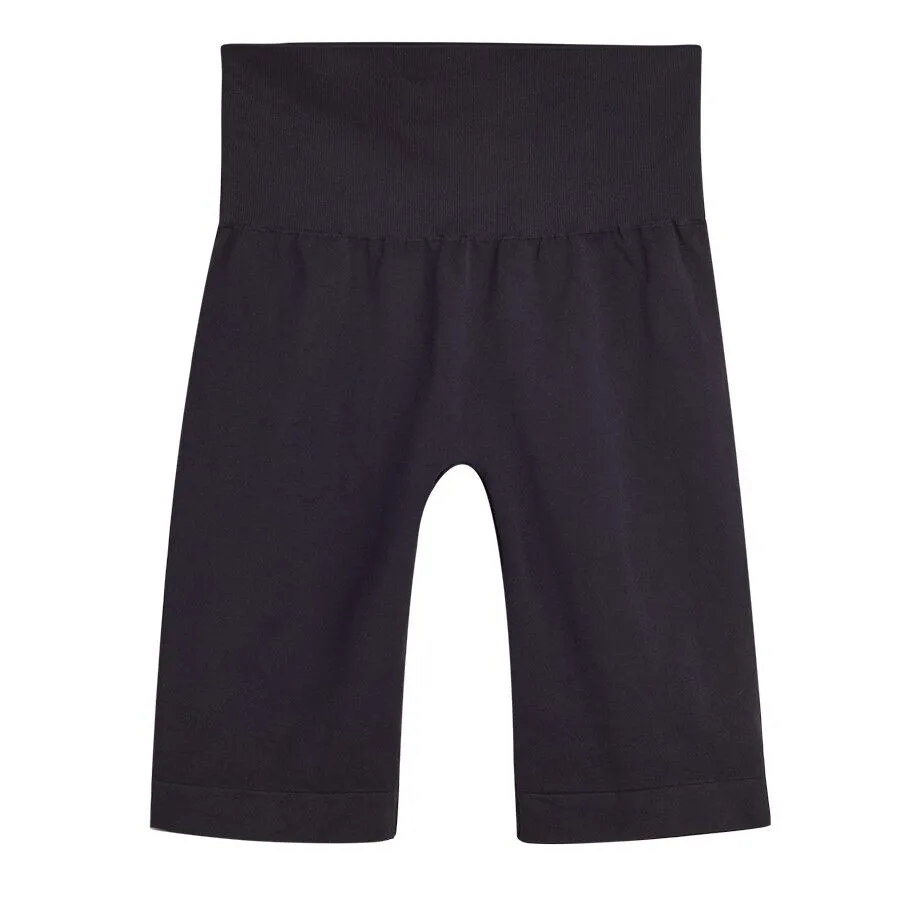 Naadloze lange shorts vs. Stretch scoop neck top: Welke trainingsset wint?