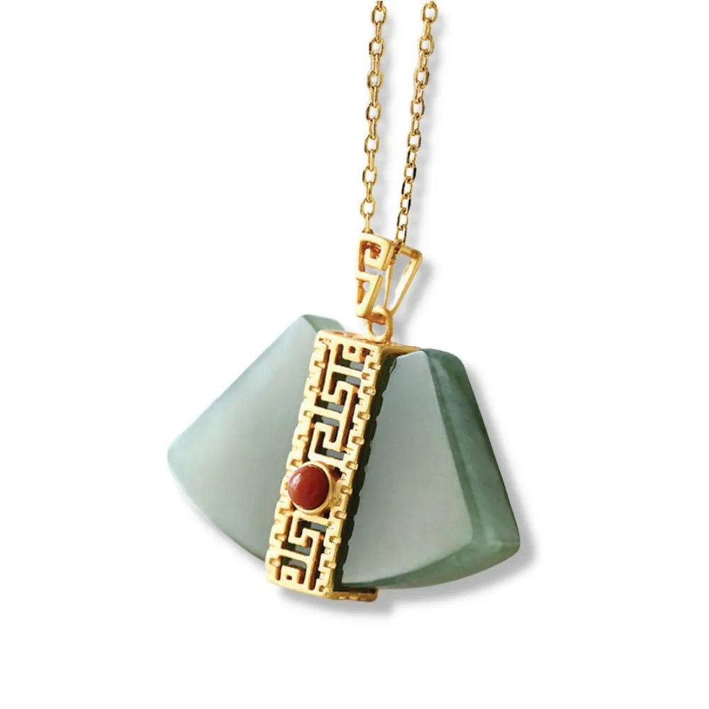 Collar de Jade Amor y Suerte: Cómo Combinarlo con Atuendos Diarios