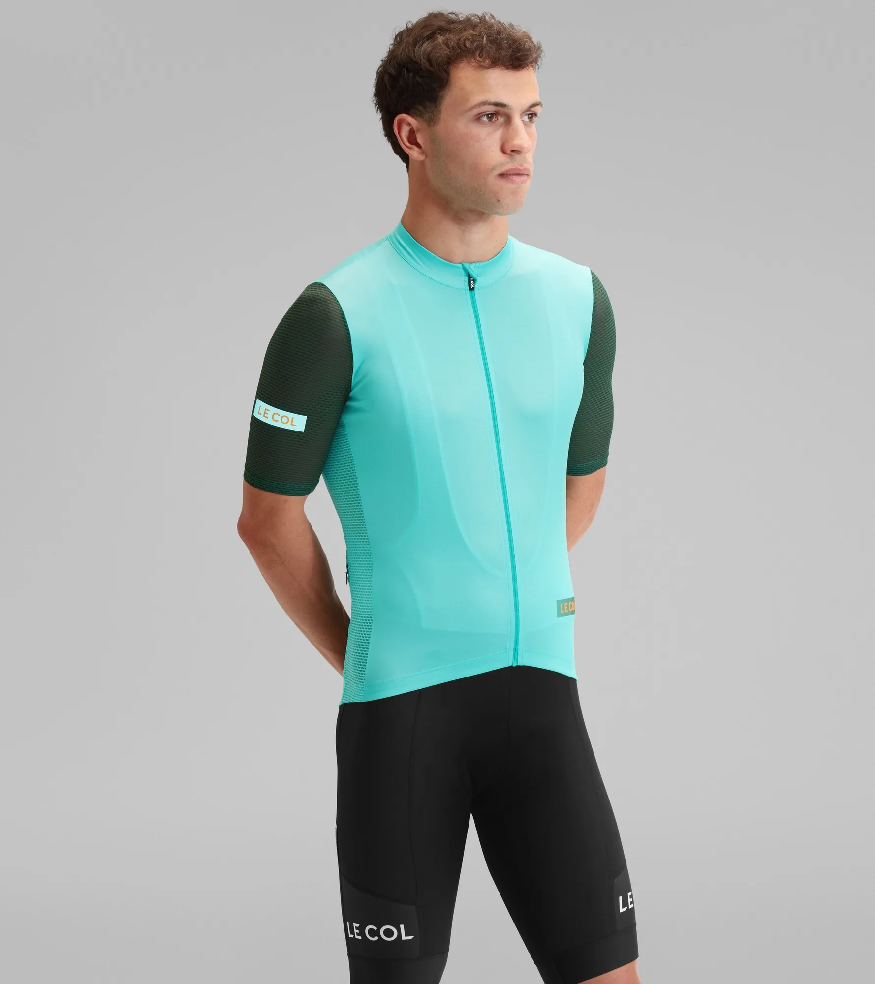 How to Layer Cycling Base Layers for Cold Weather