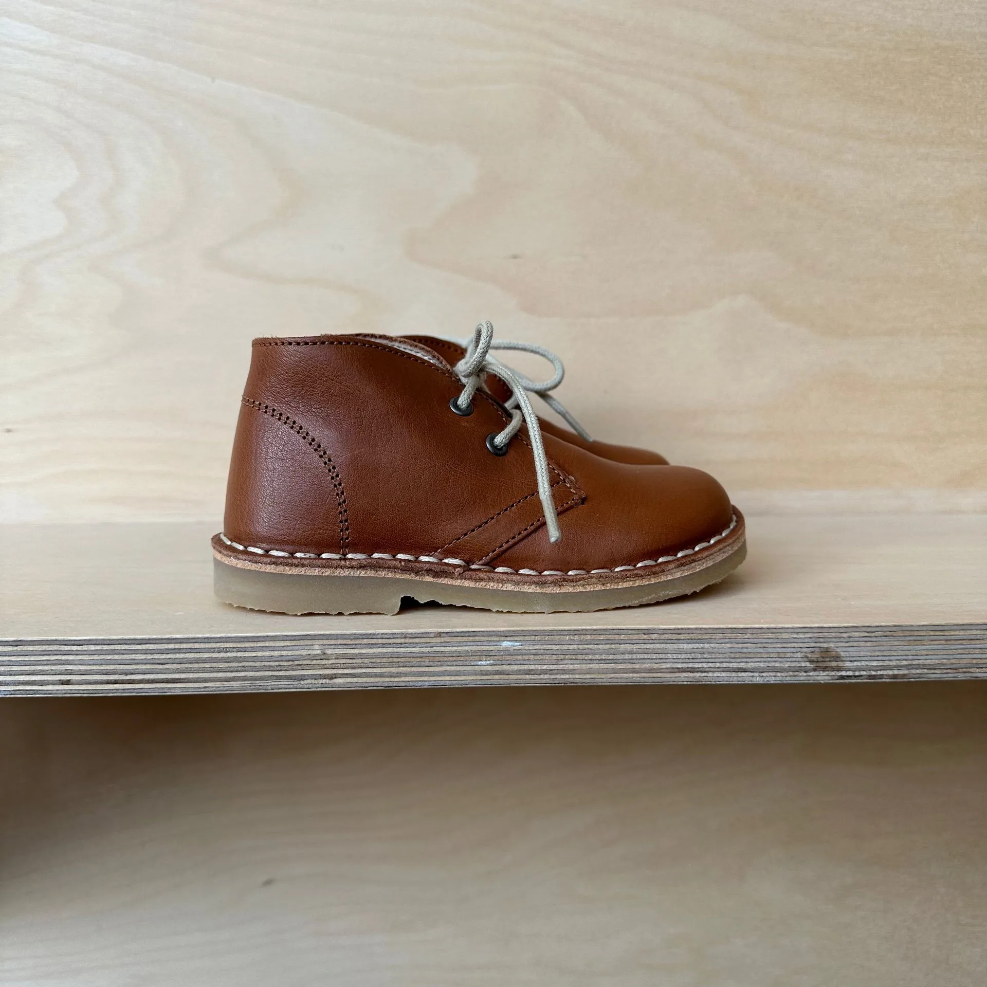 Petasil: Stivaletto Koel con lacci - Pelle Roma Cognac