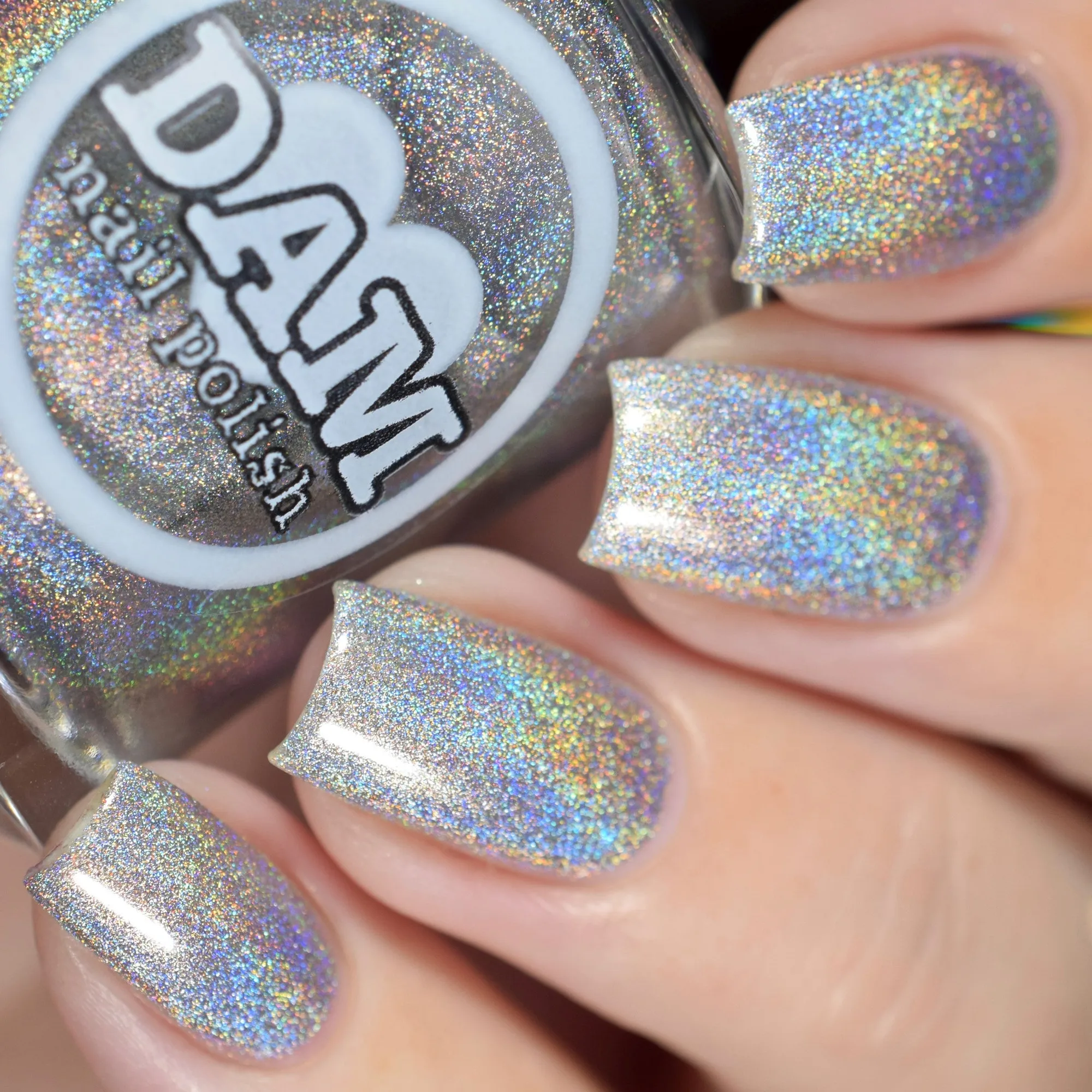How to Apply Holographic Nail Polish for a Prismatic Effect