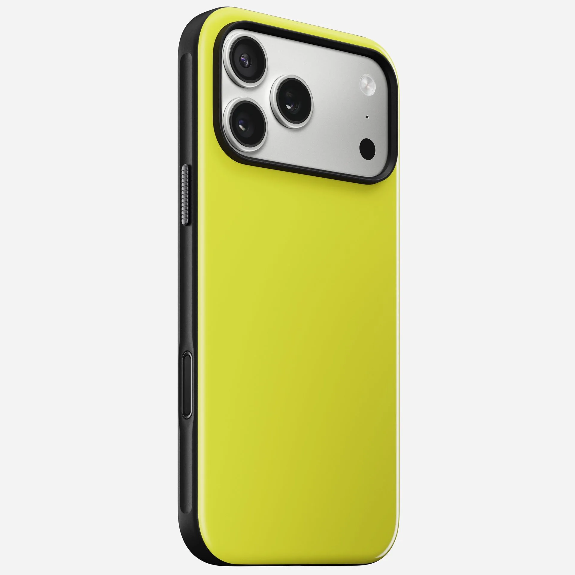 NOMAD Rugged Case for iPhone: IML vs Horween Leather – Which Offers Better Drop Protection?