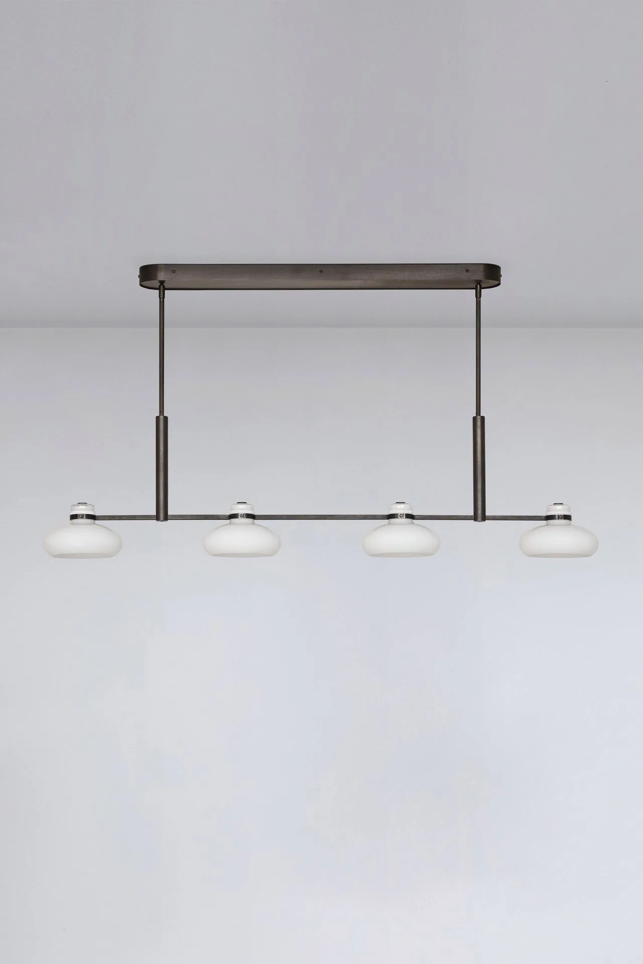 Table Lights vs Floor Lamps: Which Offers Better Task Lighting for Your Home?