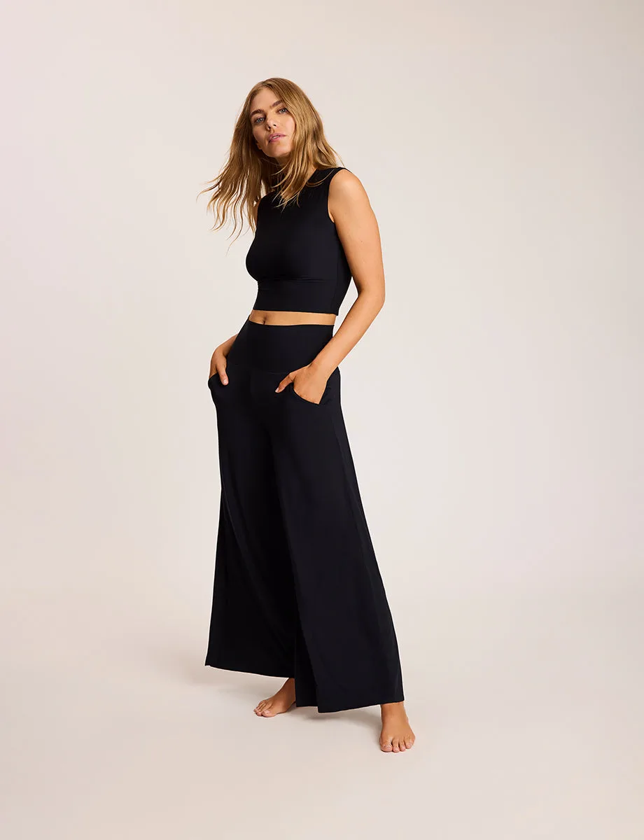 Neoprene CEO vs Butter Wide Leg Lounge Pant: Comparison