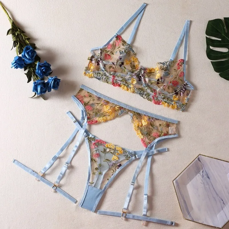 Black Lace vs. Boho Sky Blue Lingerie: Which Set to Choose