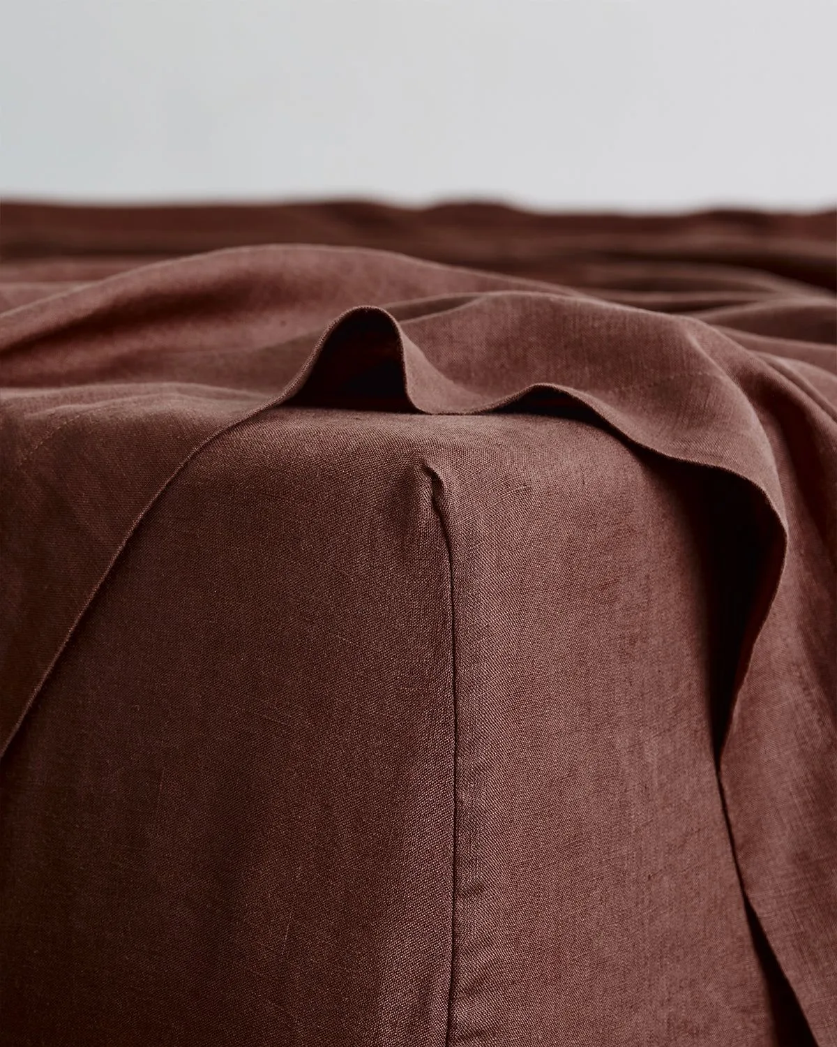 Why Linen Bedding Is a Sustainable Choice: The Full Lifecycle Analysis