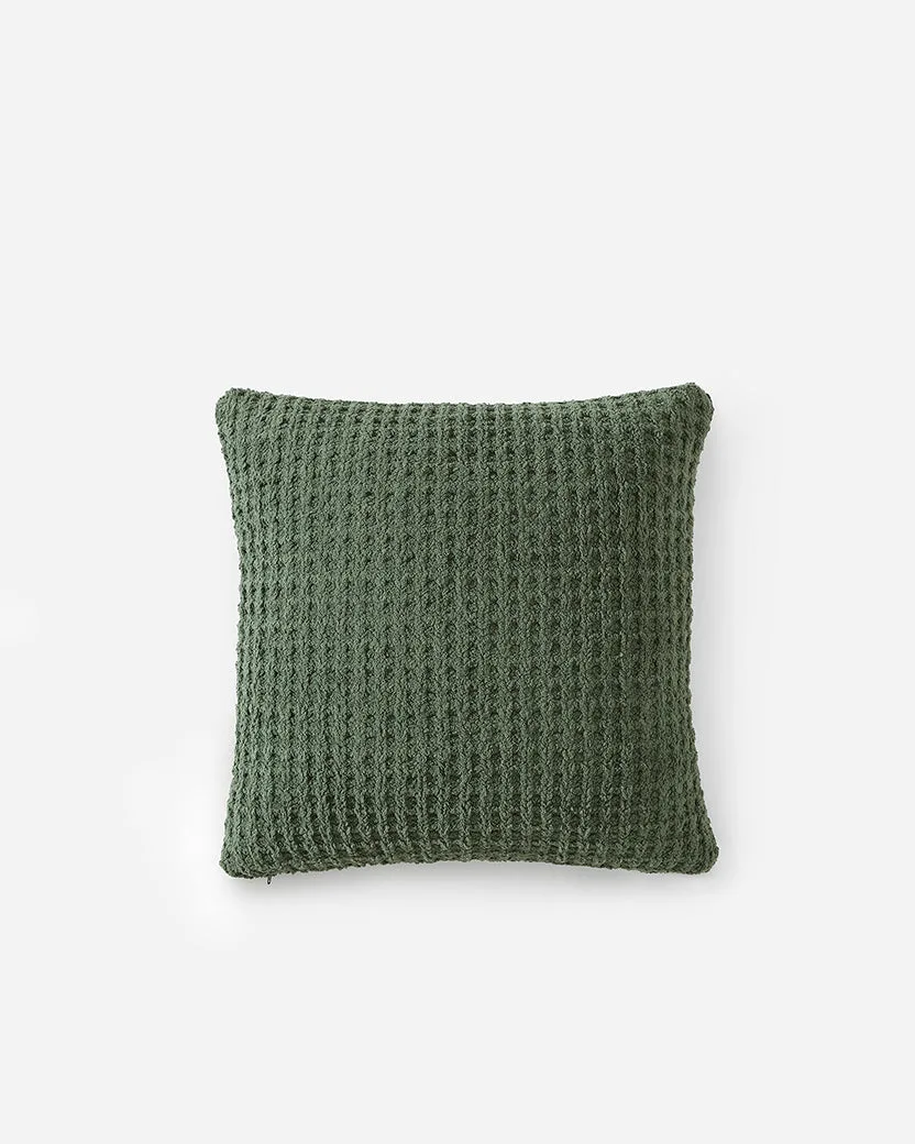 How to Choose the Perfect Throw Blanket for Your Couch: Size, Fabric & Style Guide