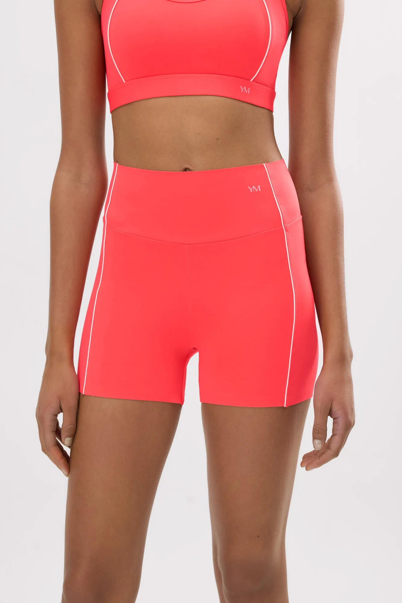 So stylst du kurze Push-Up-Leggings fürs Training