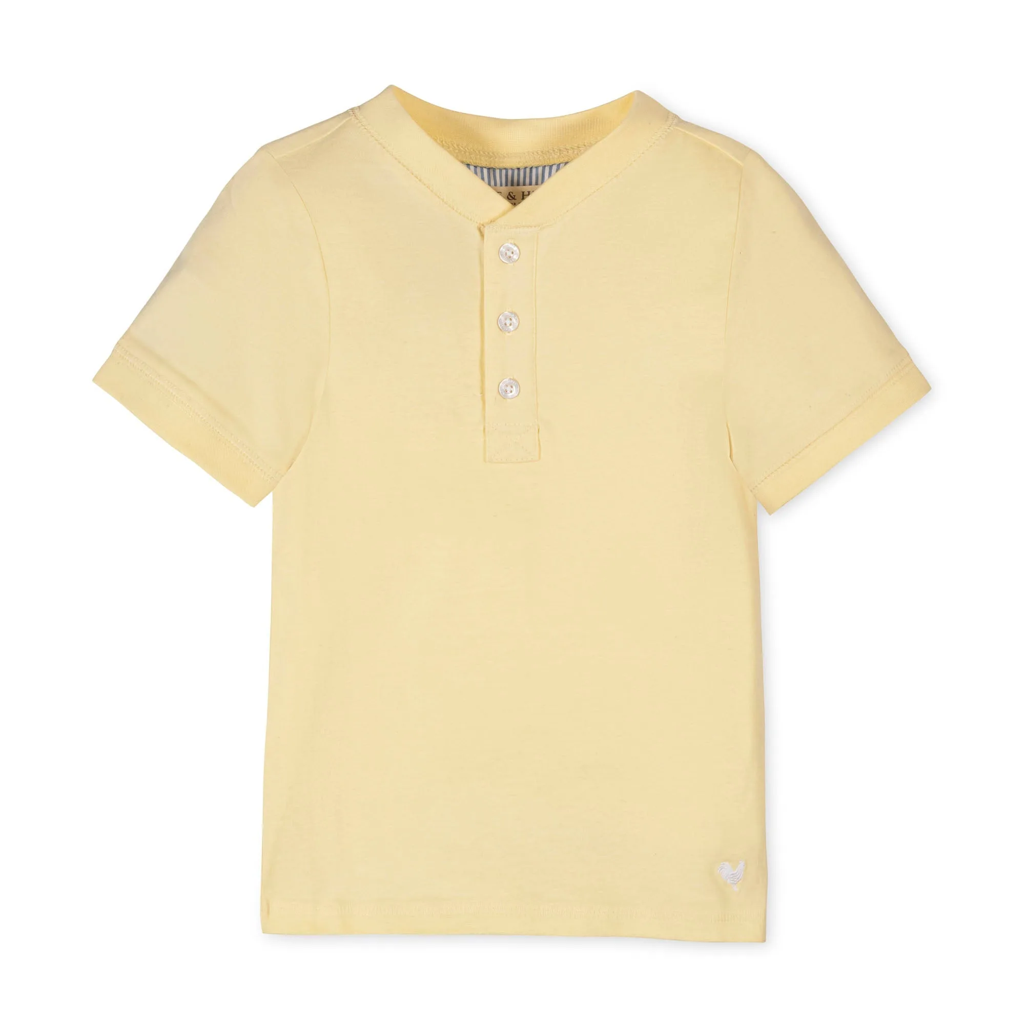 Een biologische korte mouw henley voor baby's stylen