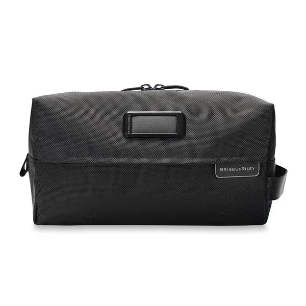EVERYDAY ESSENTIALS KIT