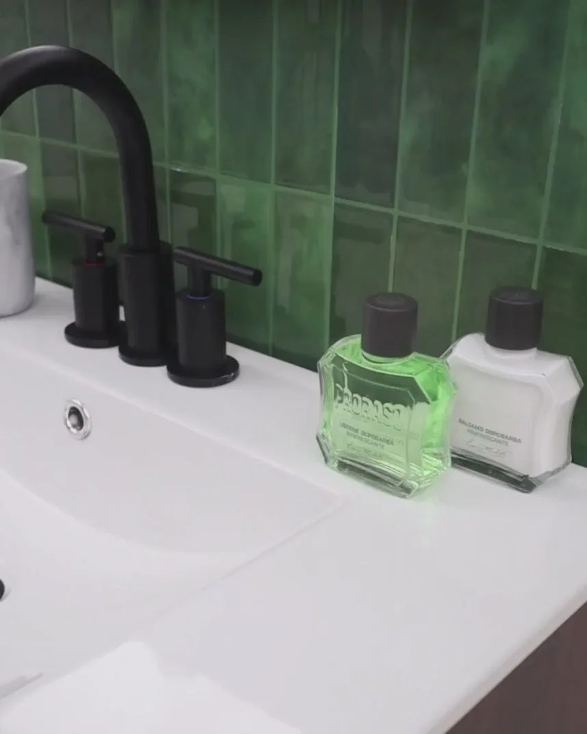 Shaving Cream Tube for Coarse Beards vs. Protective Shaving Cream for Dry Skin