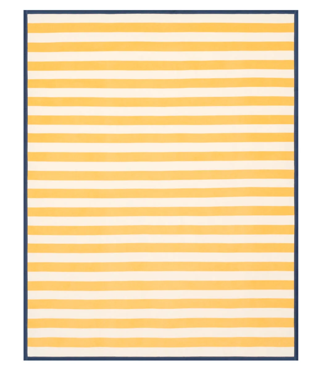 The Ultimate Dorm Room Blanket Buying Guide: Cozy, Stylish & Dorm Ready Options