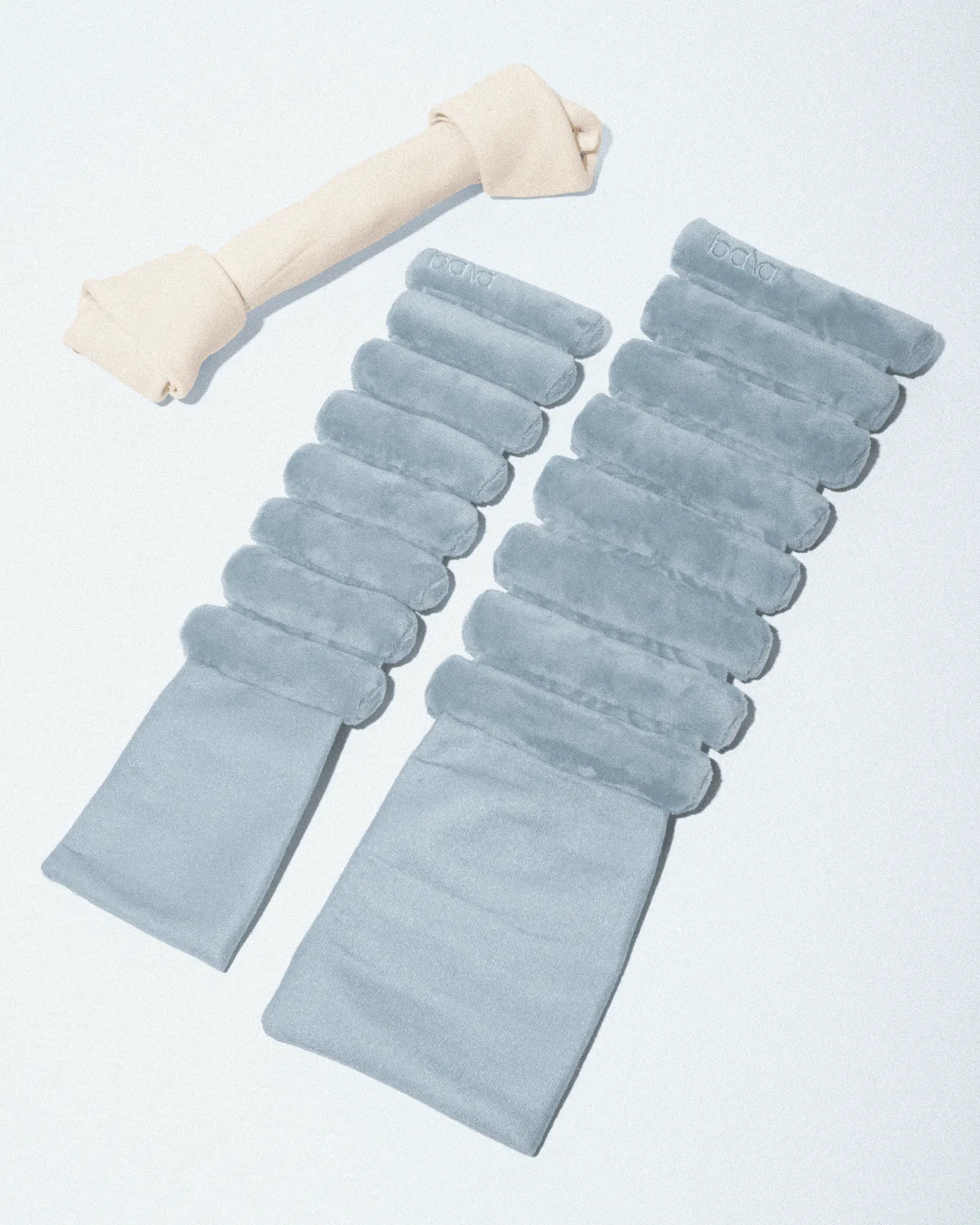 Bala Bangles Plush Dog Toy vs. The Capsule Block: Welk speeltje?