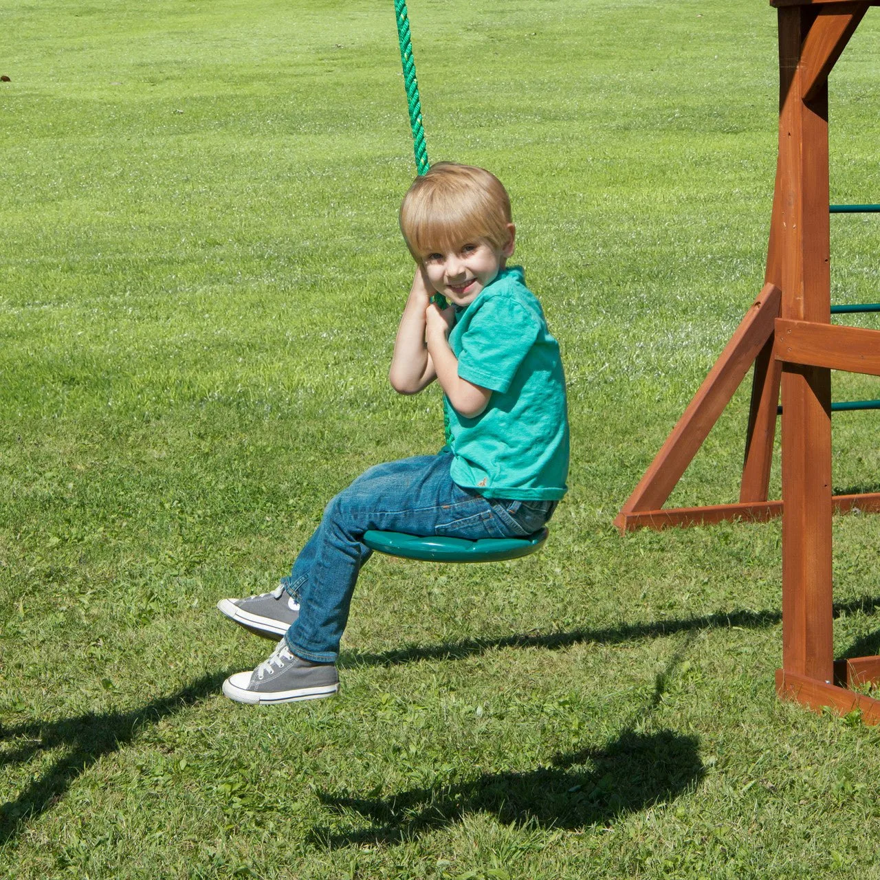 Disc Swing vs Trapeze Bar: Which Swing Set Attachment Fits Your Kids?