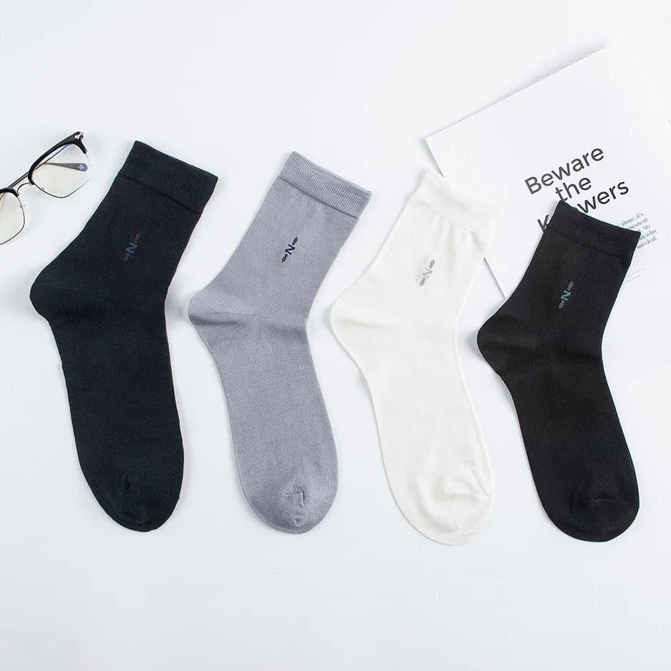 Cómo elegir calcetines de seda para hombre con comodidad todo el día