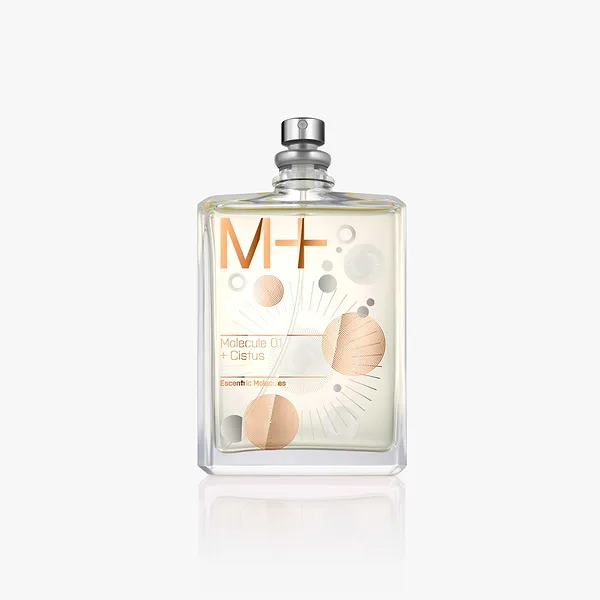 Molecule 01 + Cistus: A Floral Molecular Blend