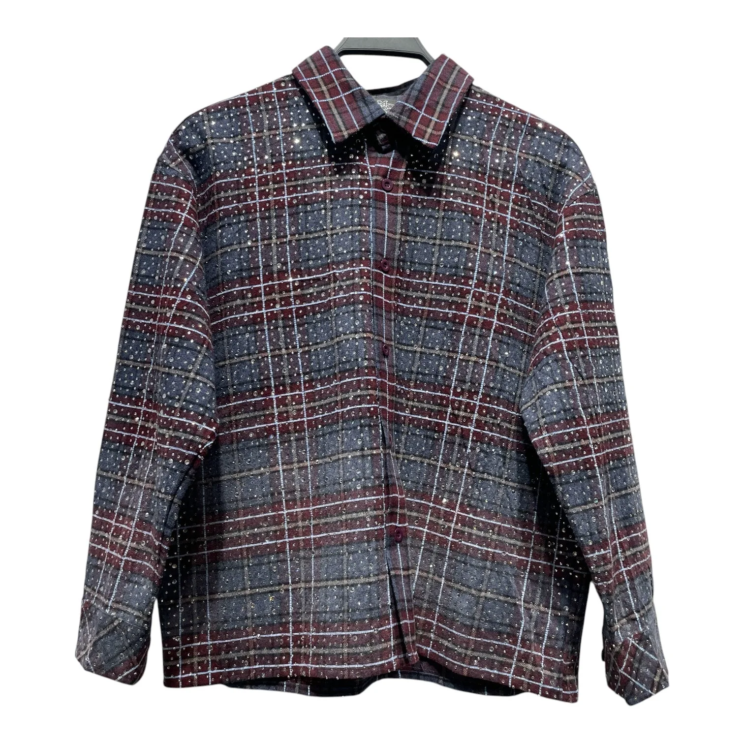 Cómo combinar una camisa de cuadros con estilo moderno
