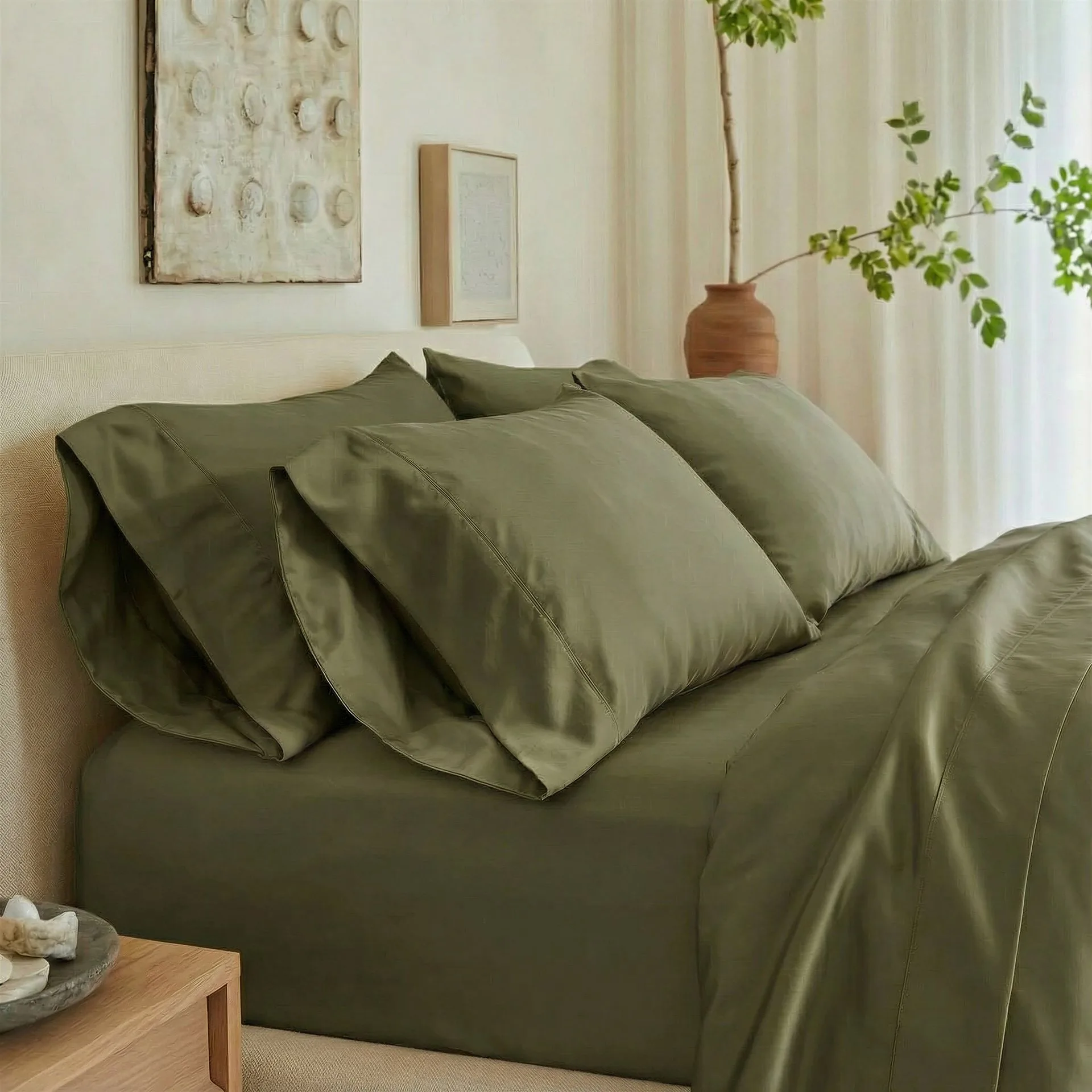 Bamboo vs Sateen Sheets: Understanding the Weave Differences for Better Sleep