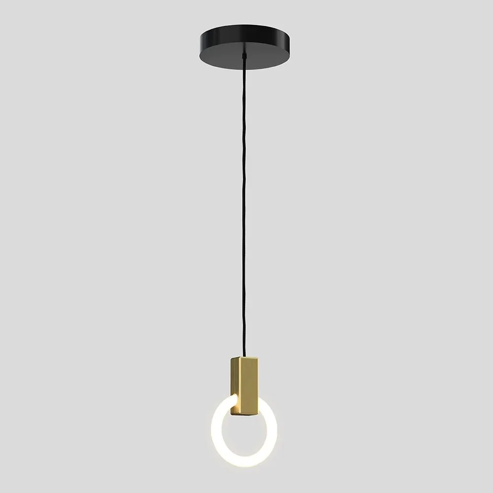 Pendant Light vs. Chandelier: What’s the Difference and Which Should You Choose?