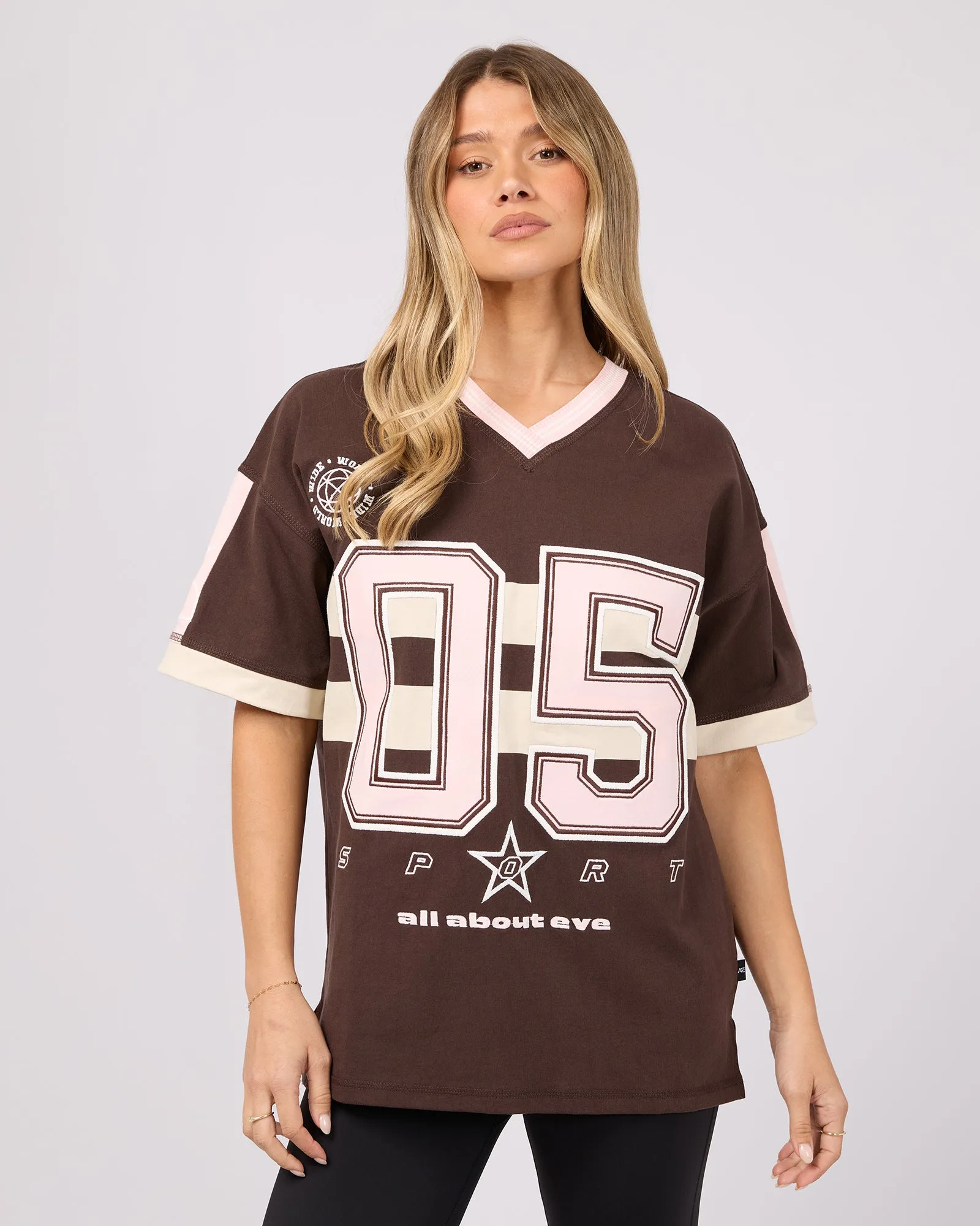 Allstar V-Neck Tee Brown