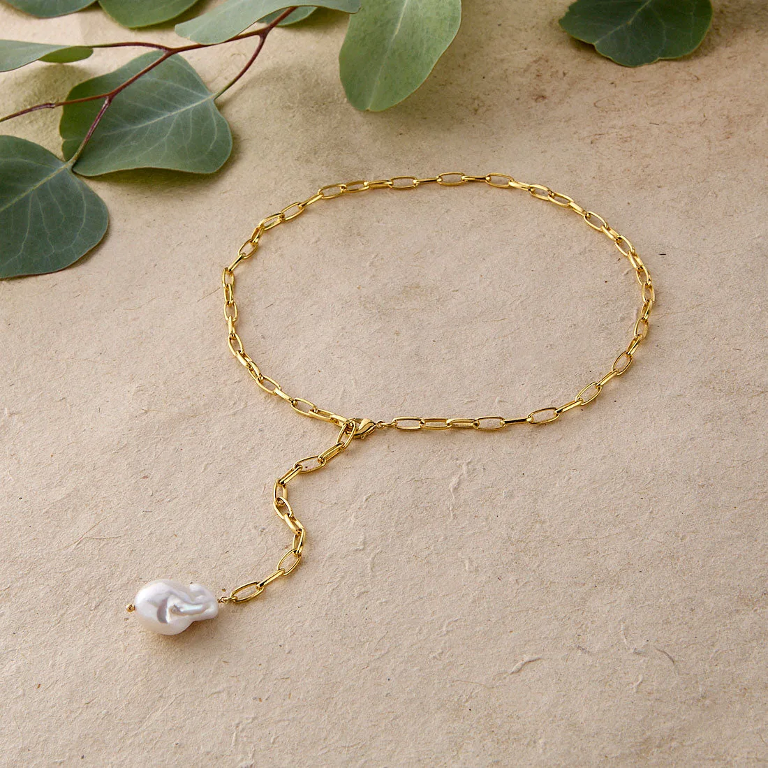 Recensione della collana Powerful in Pearl: eleganza e artigianalità yoga