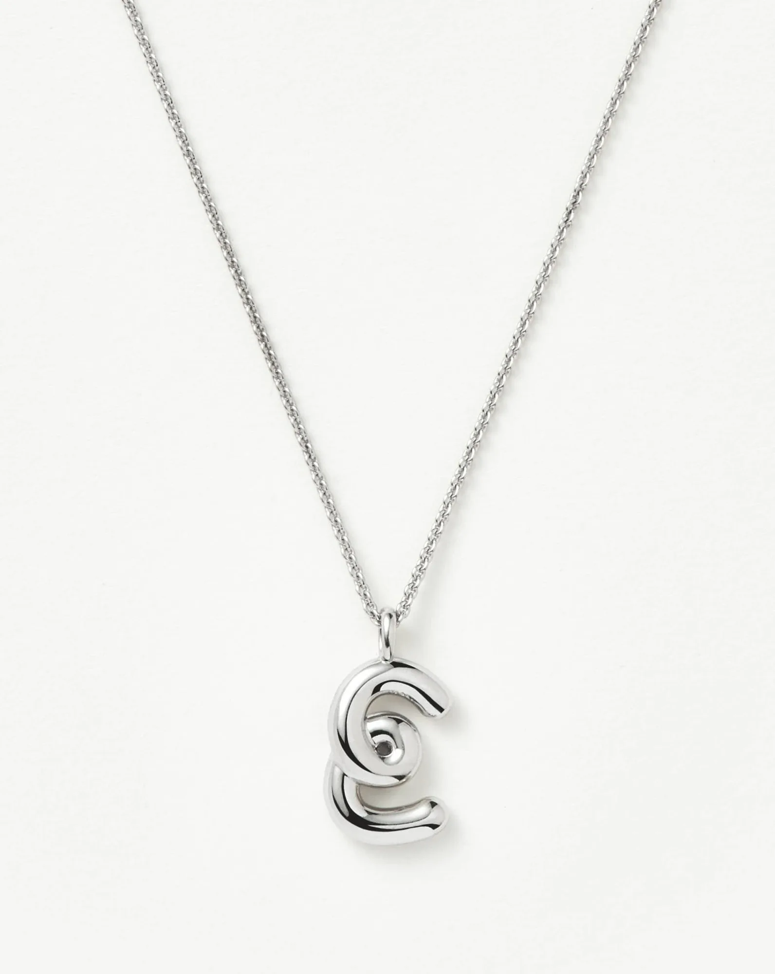 Collana con ciondolo iniziale Curly Molten - E | Argento Sterling