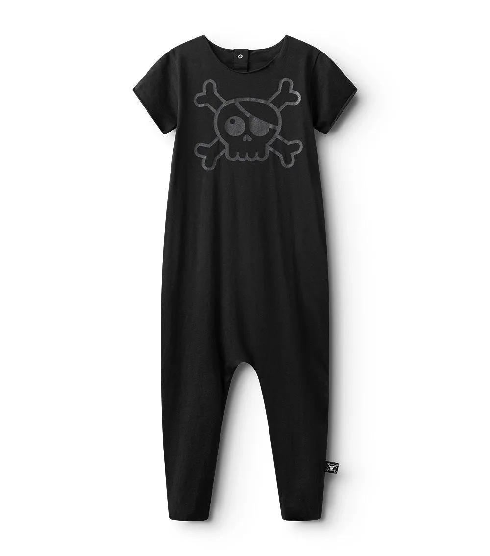 Robe manches longues ou combinaison : laquelle est plus confortable ?