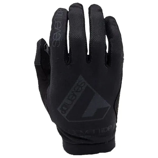 Why Transition Gloves Improve Grip