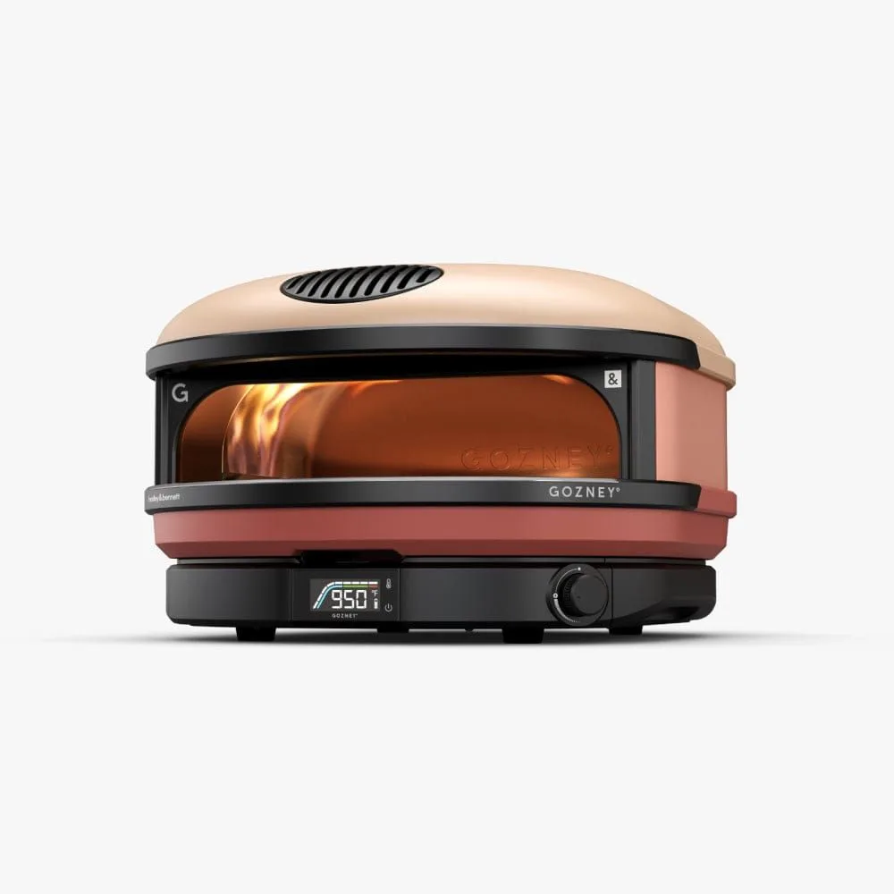 Outdoor Pizza Oven Features and Accessories to Consider