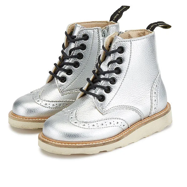 Sidney Vegan Brogue Boots: FAQs für Eltern