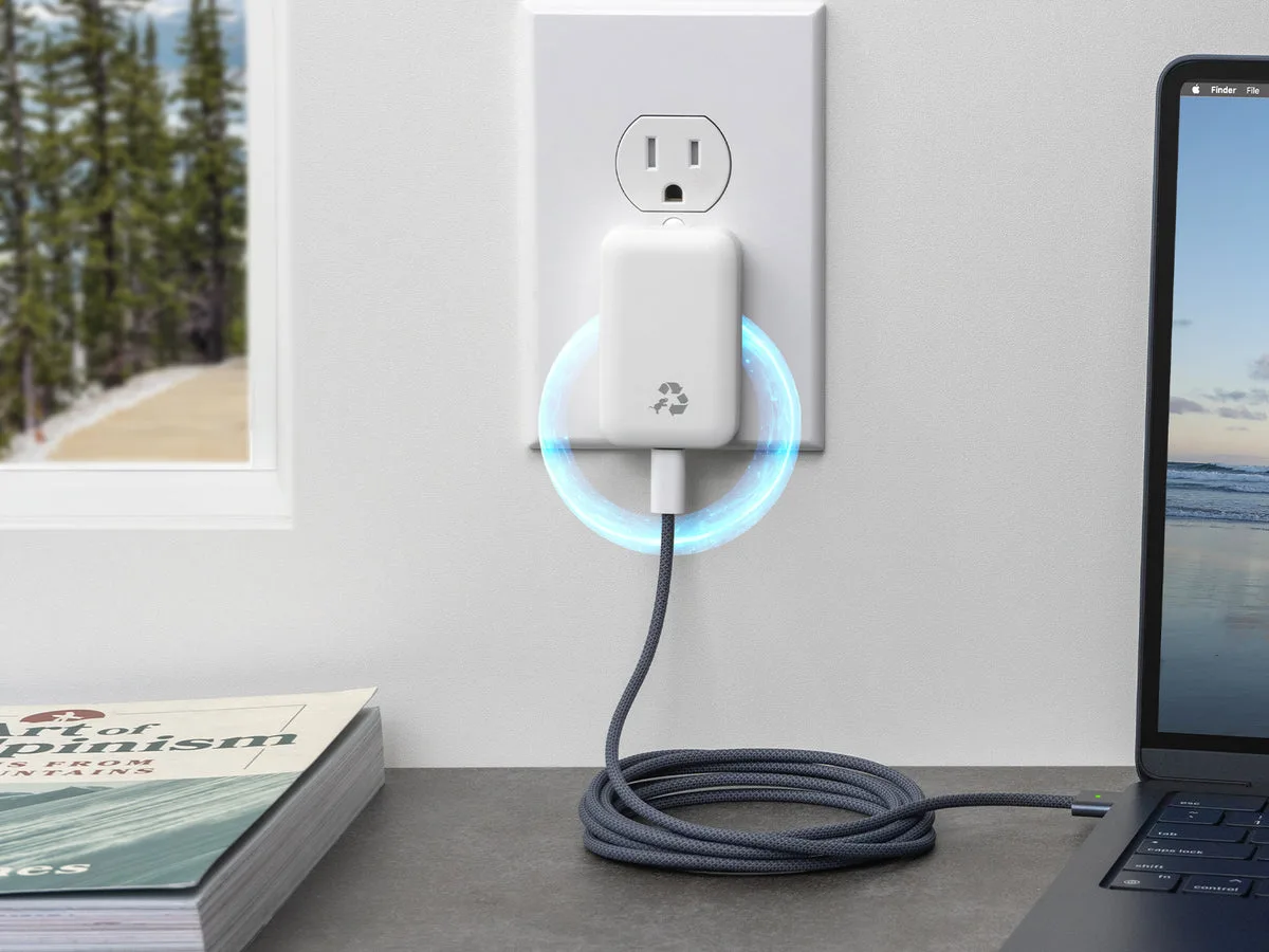 What to Look for in a Travel Charging Kit: Ports, Power, and Packability
