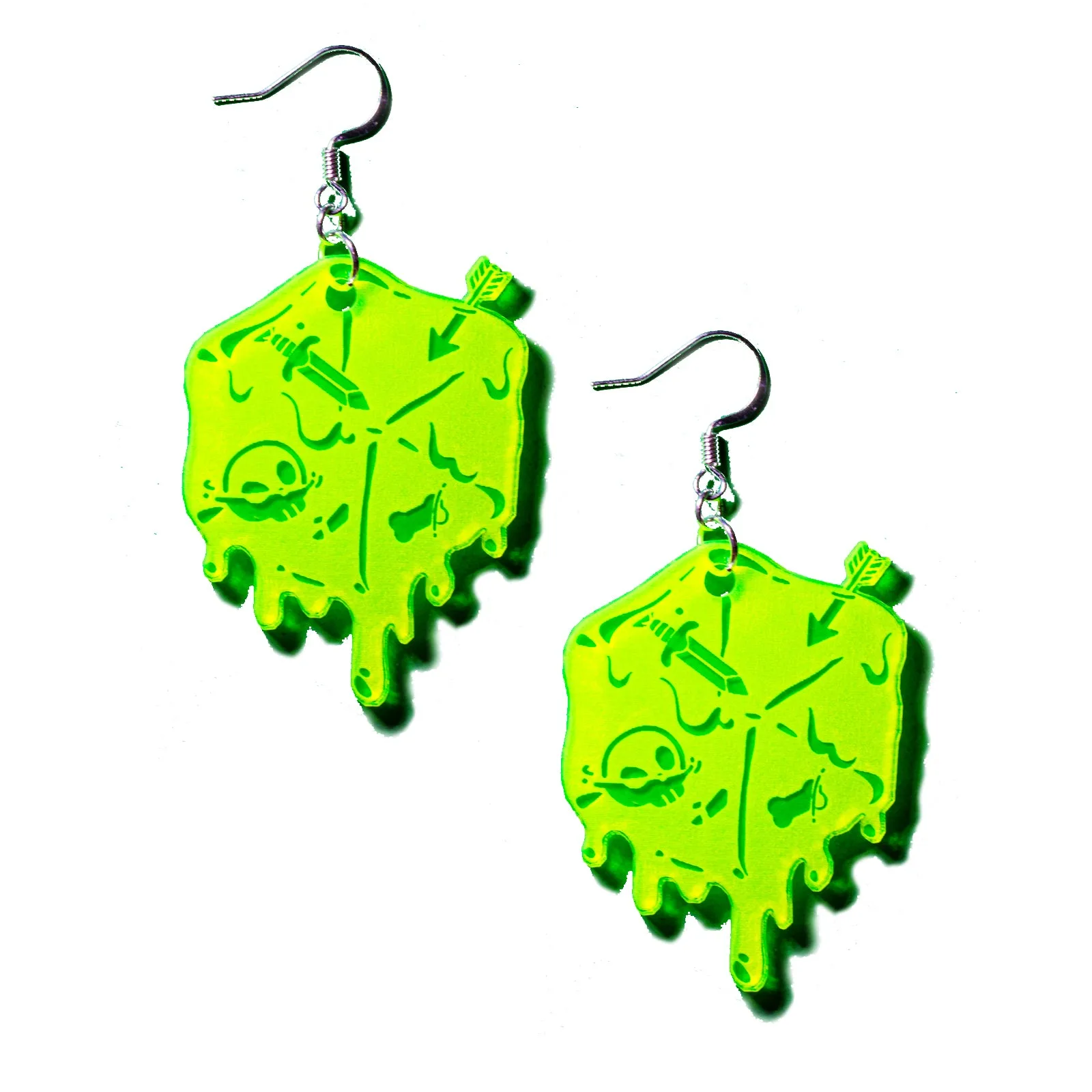 Dice Jewelry vs Regular Earrings: Which Lasts Longer?