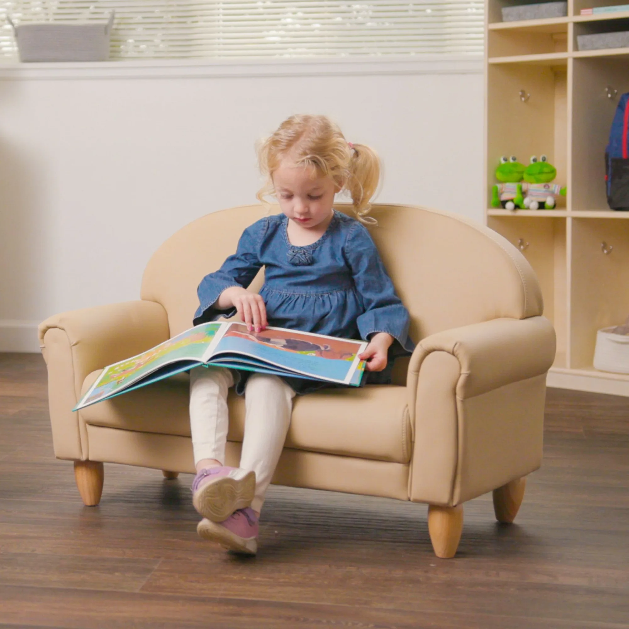 How to Choose Classroom Chairs for Different Ages