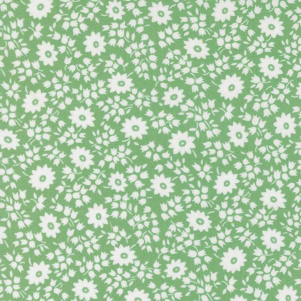 MODA - 30s Playtime by Linzee McCray - Perky Posies Florals - Aloe