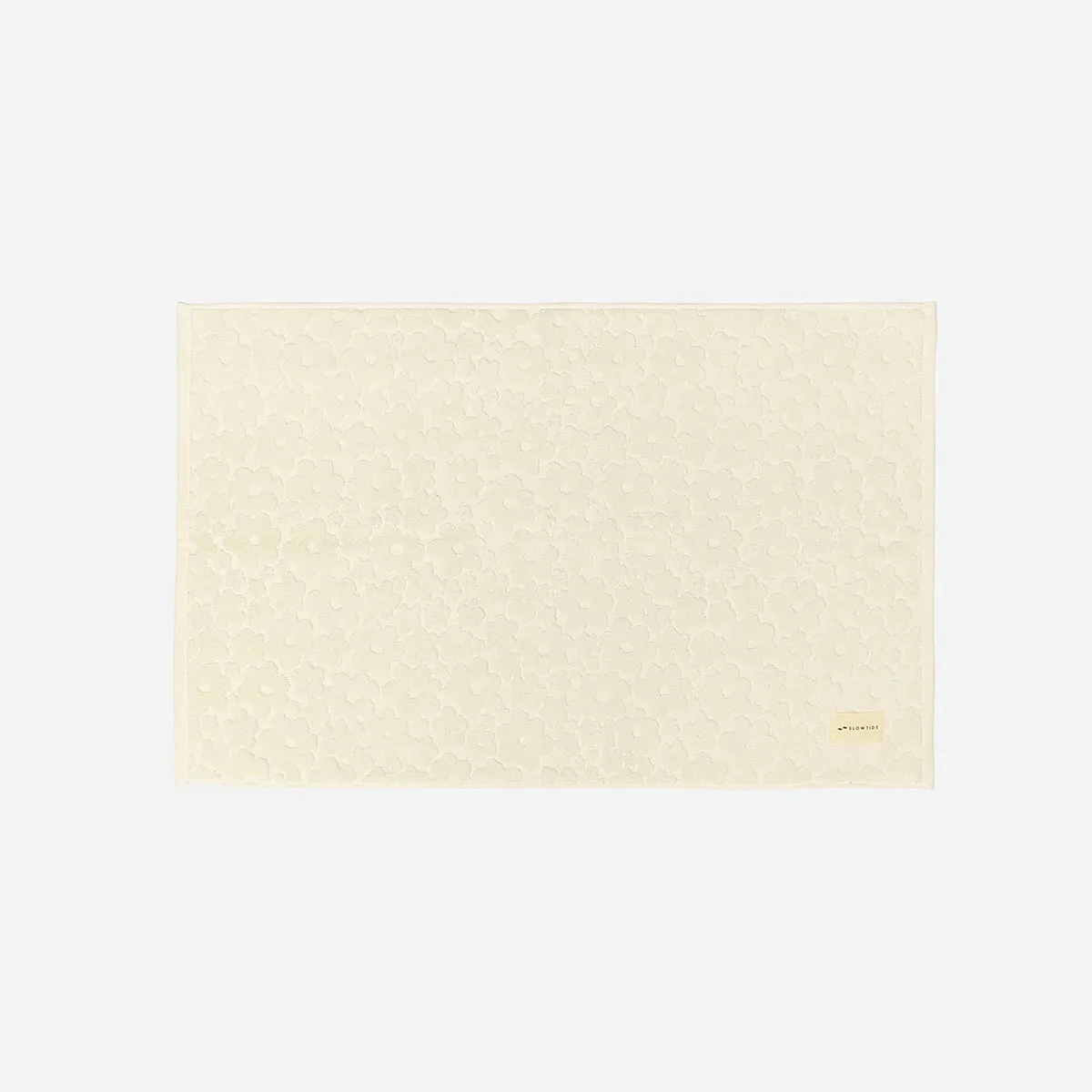 Bath Mat vs Hand Towel: Which Absorbs More Water?