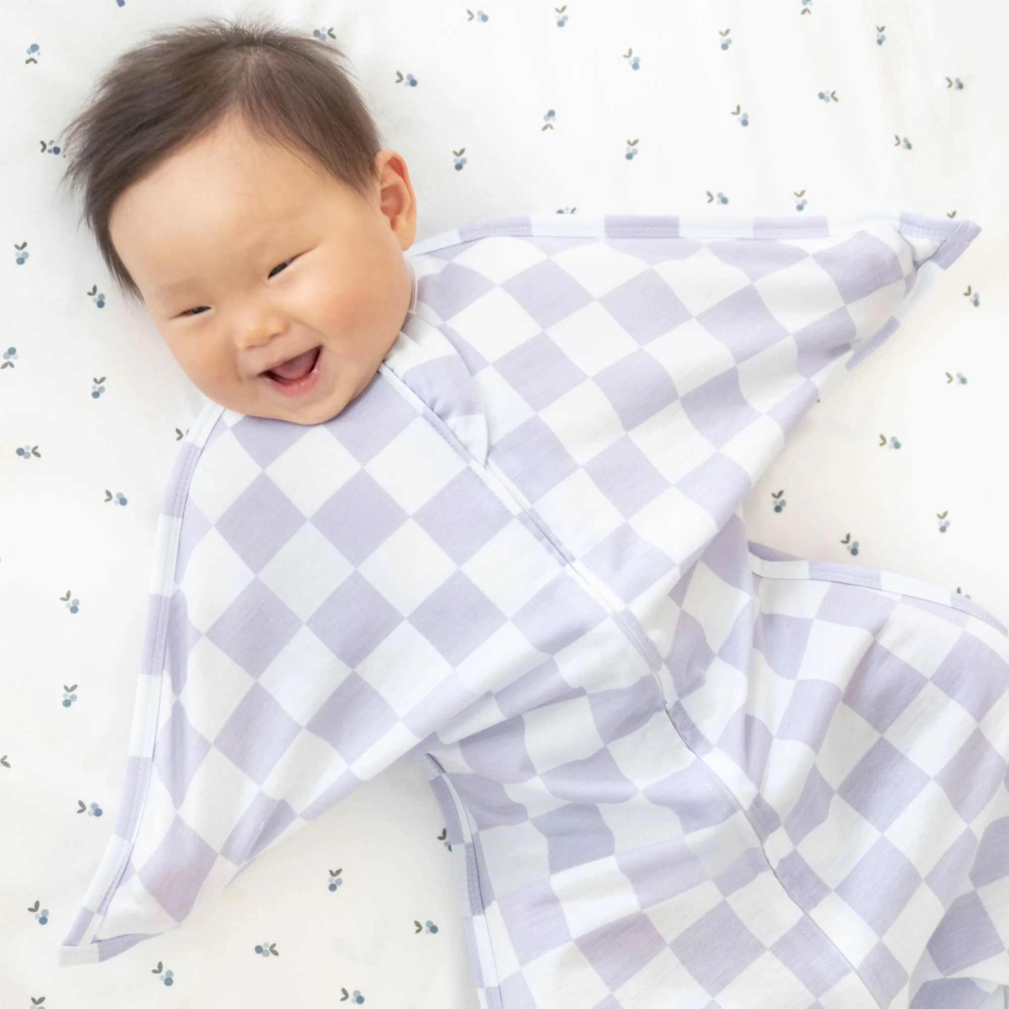 Sleeping Baby Stripes & Checkers Zipadee-Zip Swaddle Transition