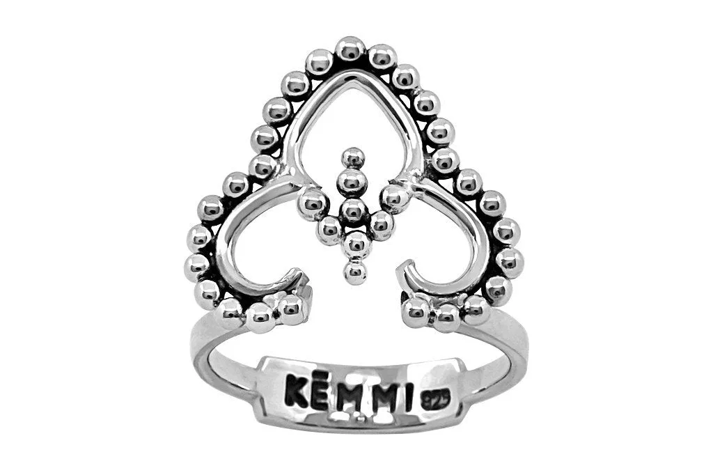 Cómo limpiar un anillo de plata con corona