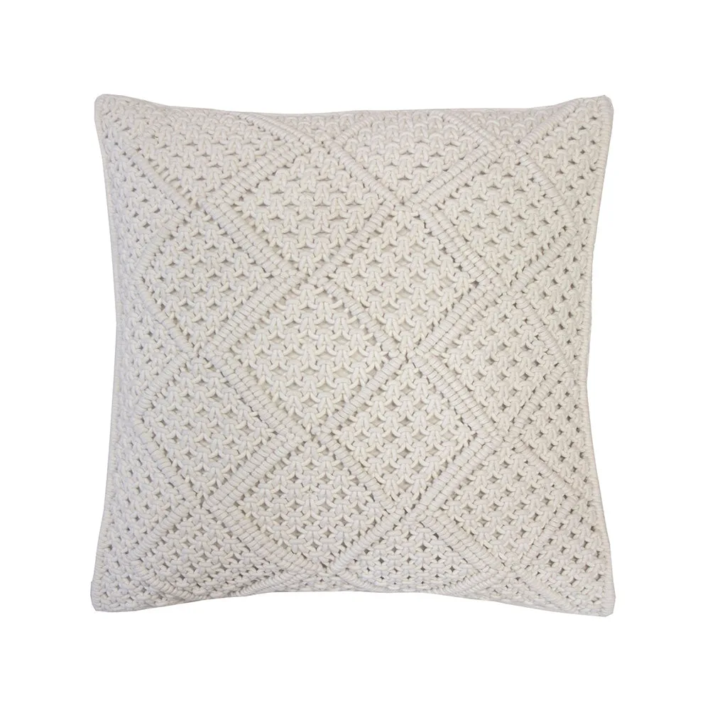 The Benefits of a Bed Runner: Style and Protection for Your Bed