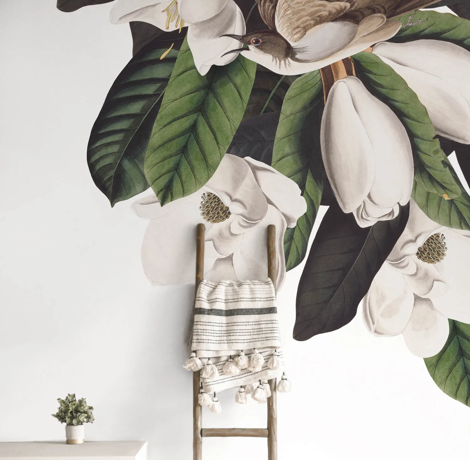 Comment accrocher une fresque murale vintage flore et faune