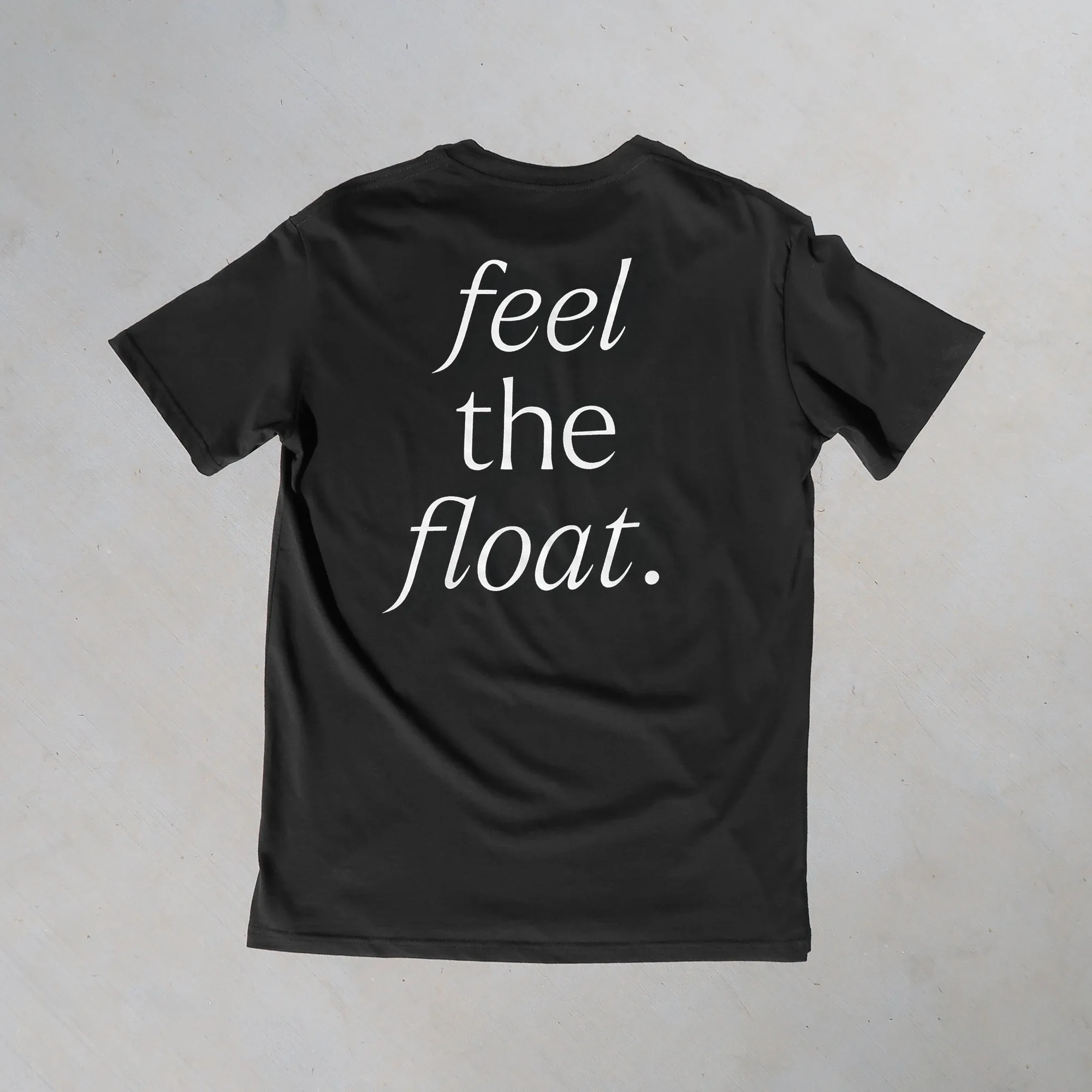 Feel the Float 티셔츠 사이즈: 완벽한 핏 찾기
