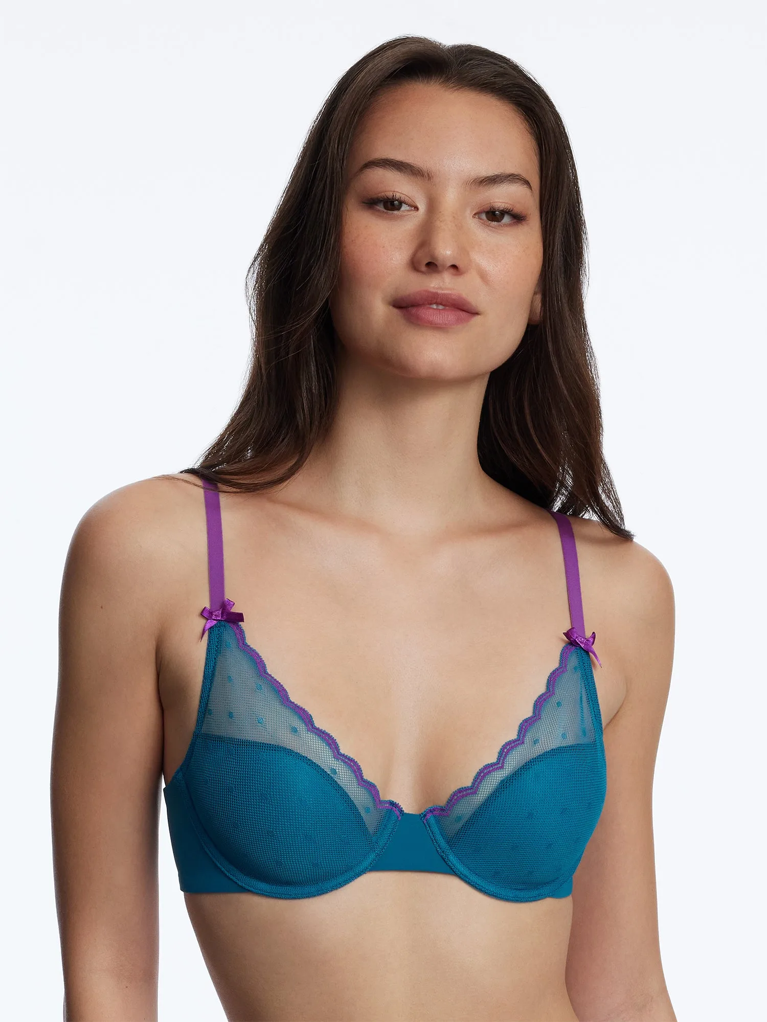 Sutiã Plunge T-Shirt vs Push-Up: qual escolher para o dia a dia?