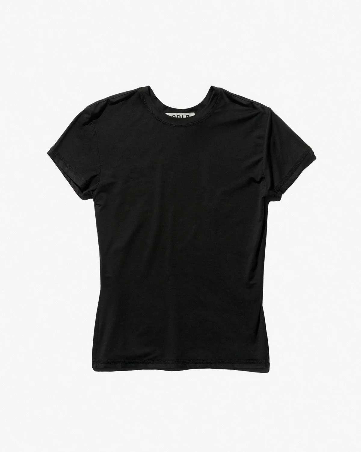 Camisetas de mujer ligeras o de peso medio: cómo elegir por gramaje